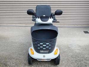 スズキ セニアカー ET4D9 | 電動車椅子 座幅42 | 介護用品の通販はCareRu・けあーる