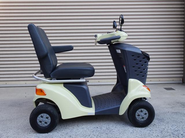 中古品　セニアカー 電動カート シニアカー 本体 セニアカー ET4D8-1｜セニアカー,シニアカー中古販売 ディーカート